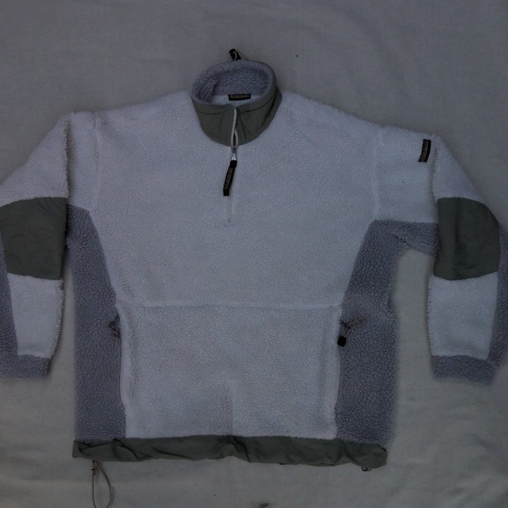 genuine Napapijri geographic deep pile fleece